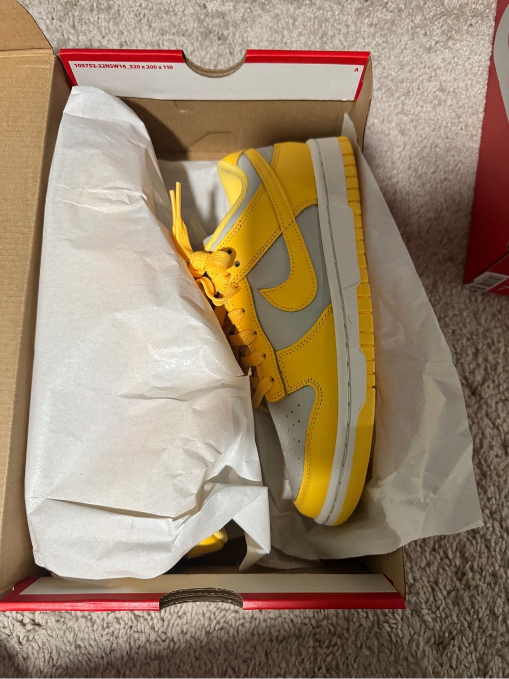 Nike Women's Yellow and Gray Low-Top Sneakers